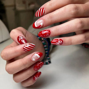 Christmas nails   24Pcs/Box Christmas Women Wearable Fake Nails Finished Full Cover Europe America Christmas Collection Short Flat Nails Art Gift